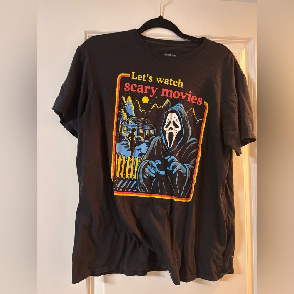 ⭐️ 5 For $25 Ghost Face Graphic Tee (L)
